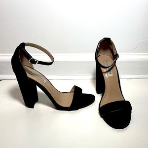 Steve Madden Black Strappy Heel Sandal size 8.5 - Dillon